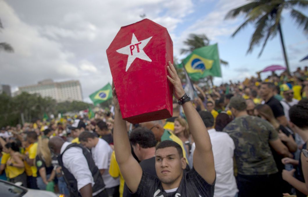 sicriu_PT_Bolsonaro_devoir_AFP