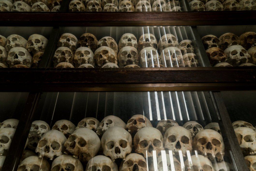 monumentul_victimelor_khemerilor_rosii_NYTImes